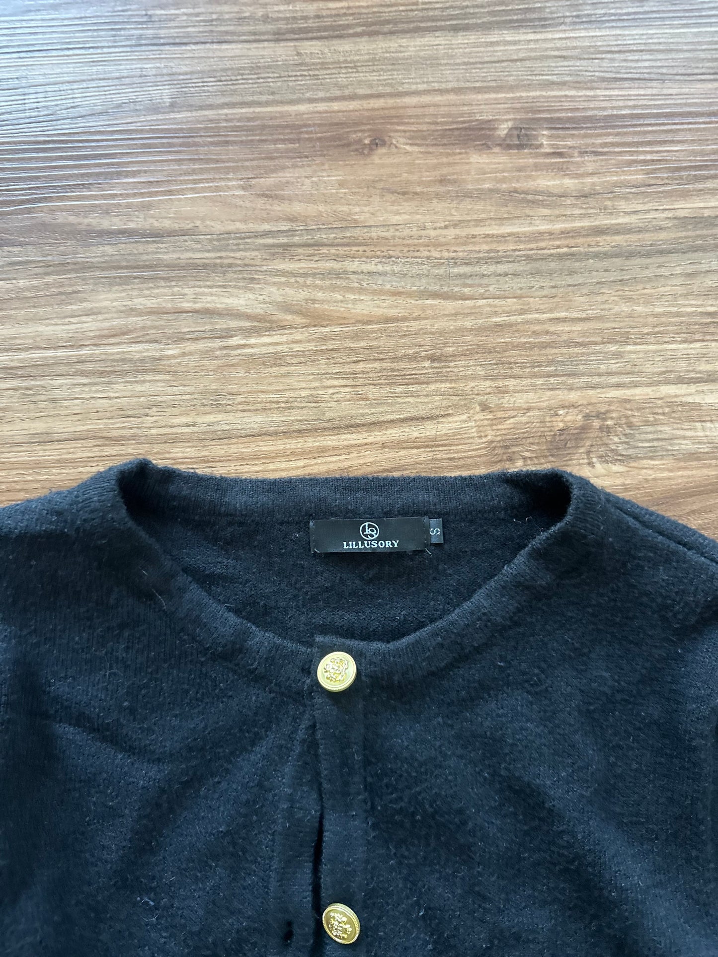 2000s gold buttoned cardigan