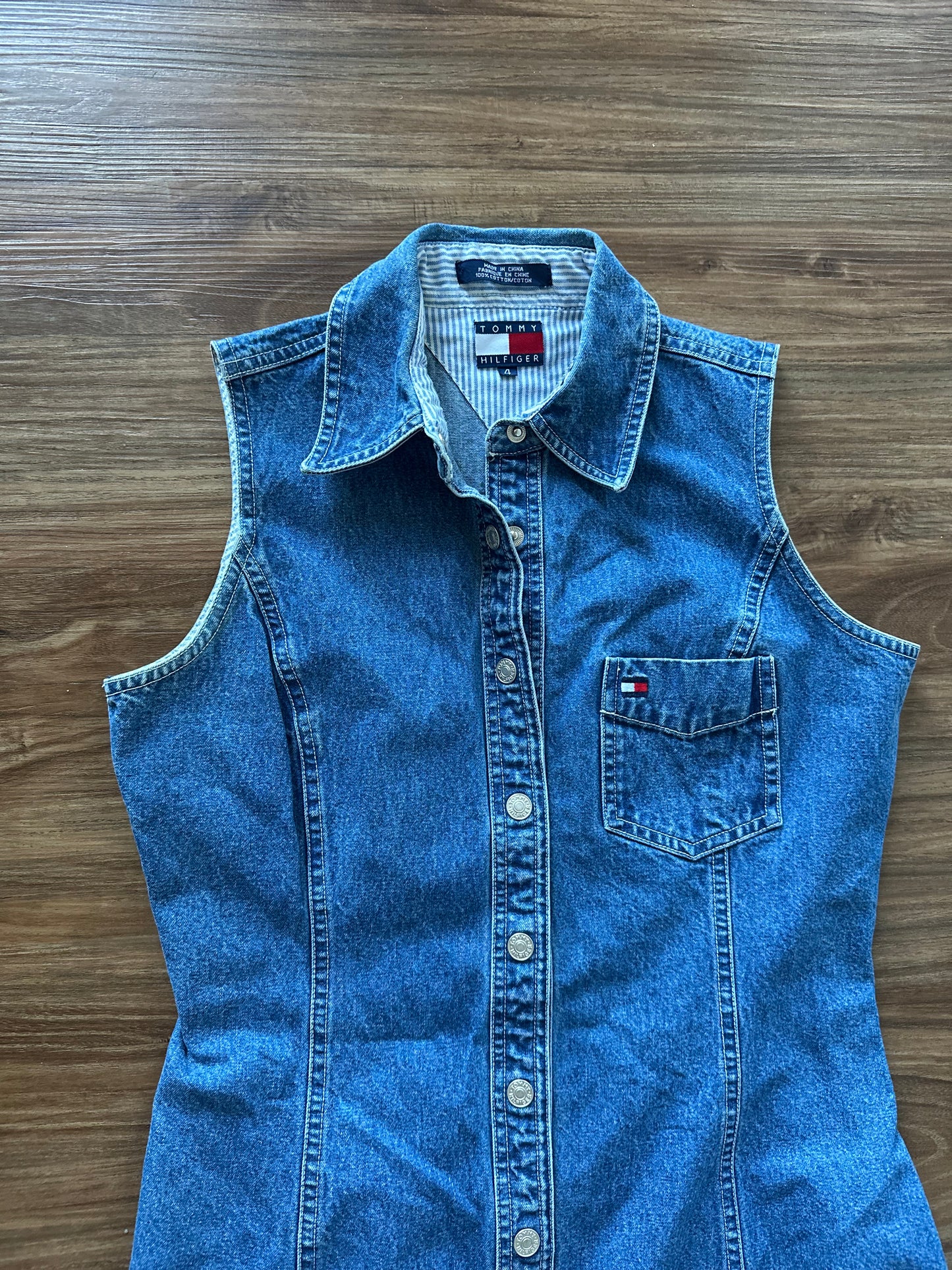 2000s Tommy Hilfiger denim button up dress