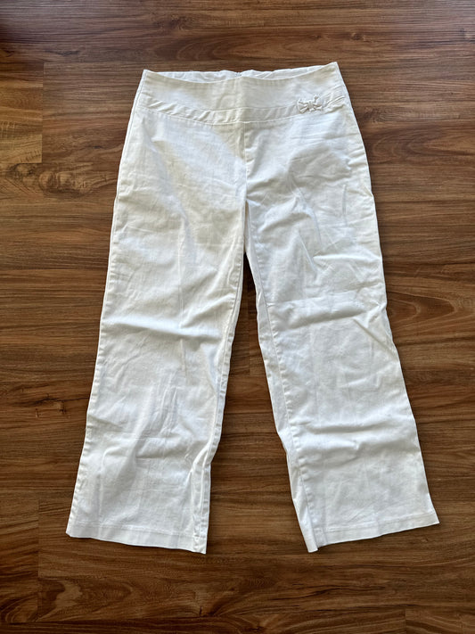 Vintage 2000s white capri pants