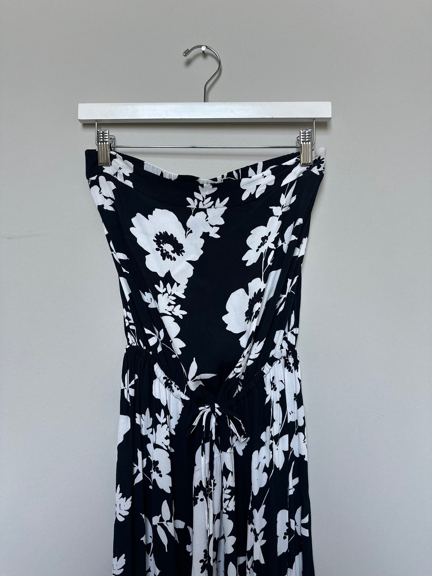 Vintage 2000s black floral tube dress