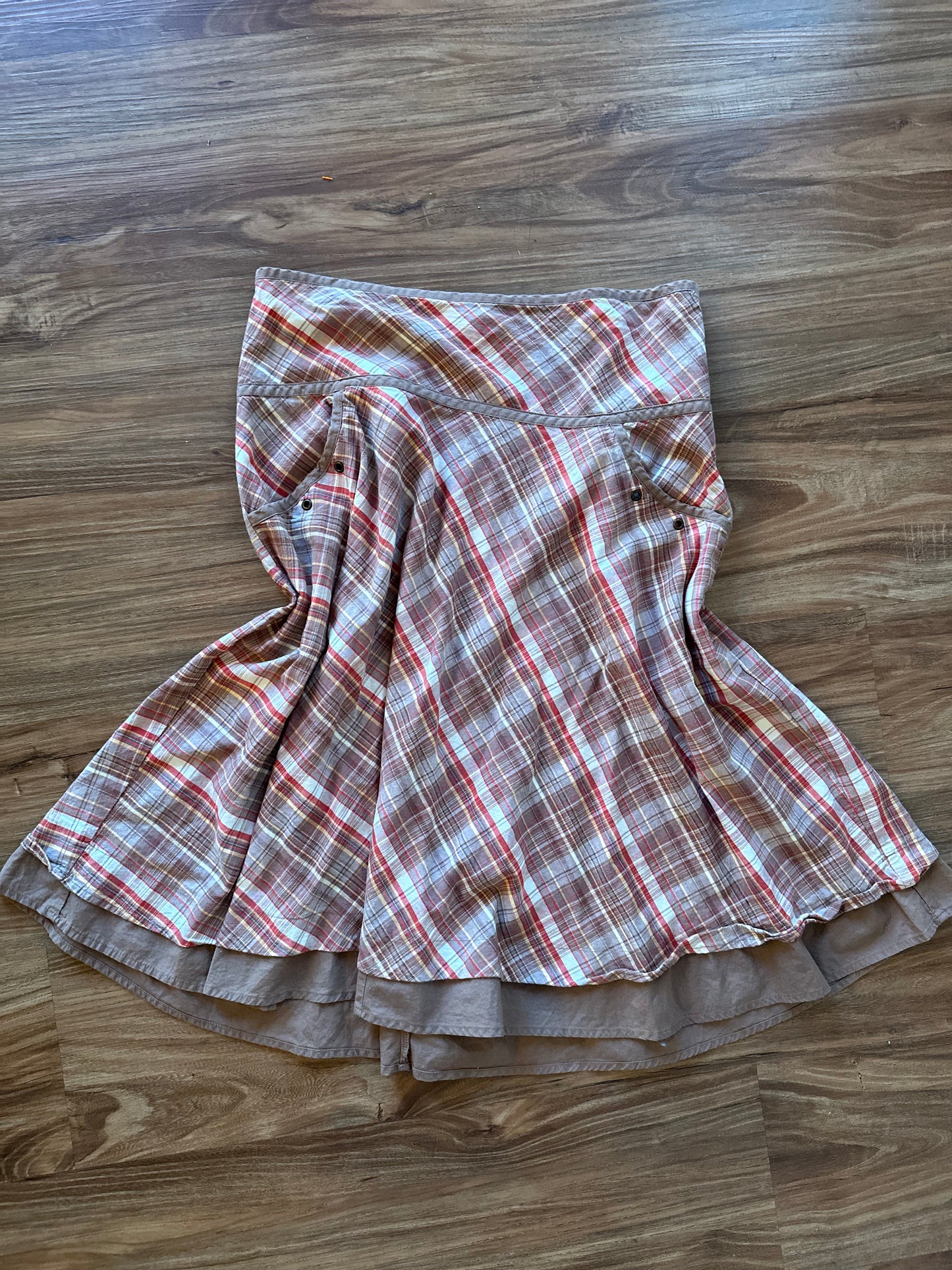 2000s brown striped asymmetrical skirt