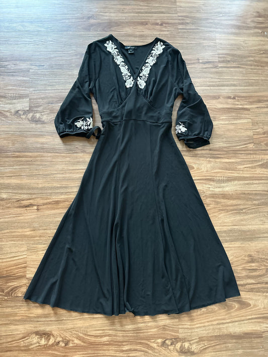 2000s black lace long sleeve dress