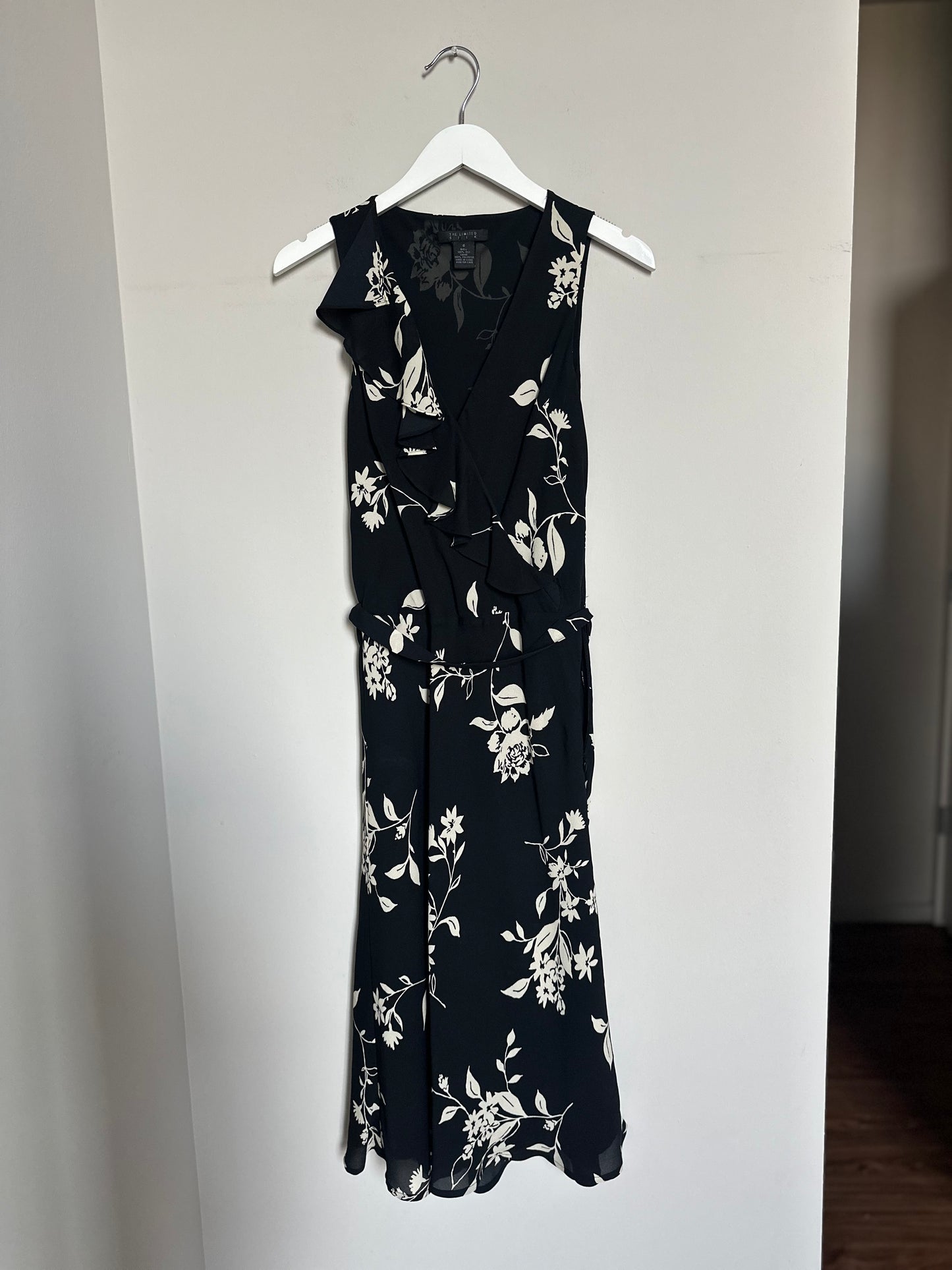 Vintage 2000s black floral dress