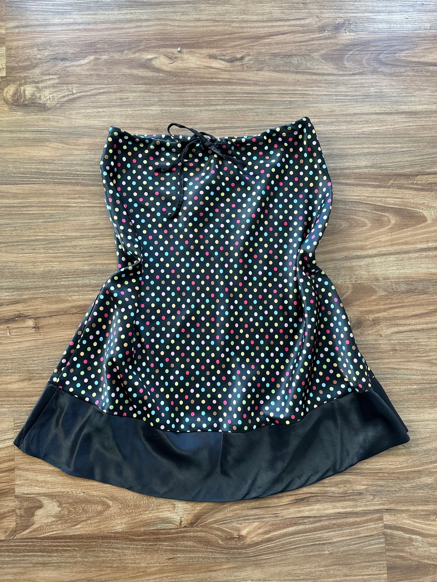 Vintage 2000s midi polka dotted skirt