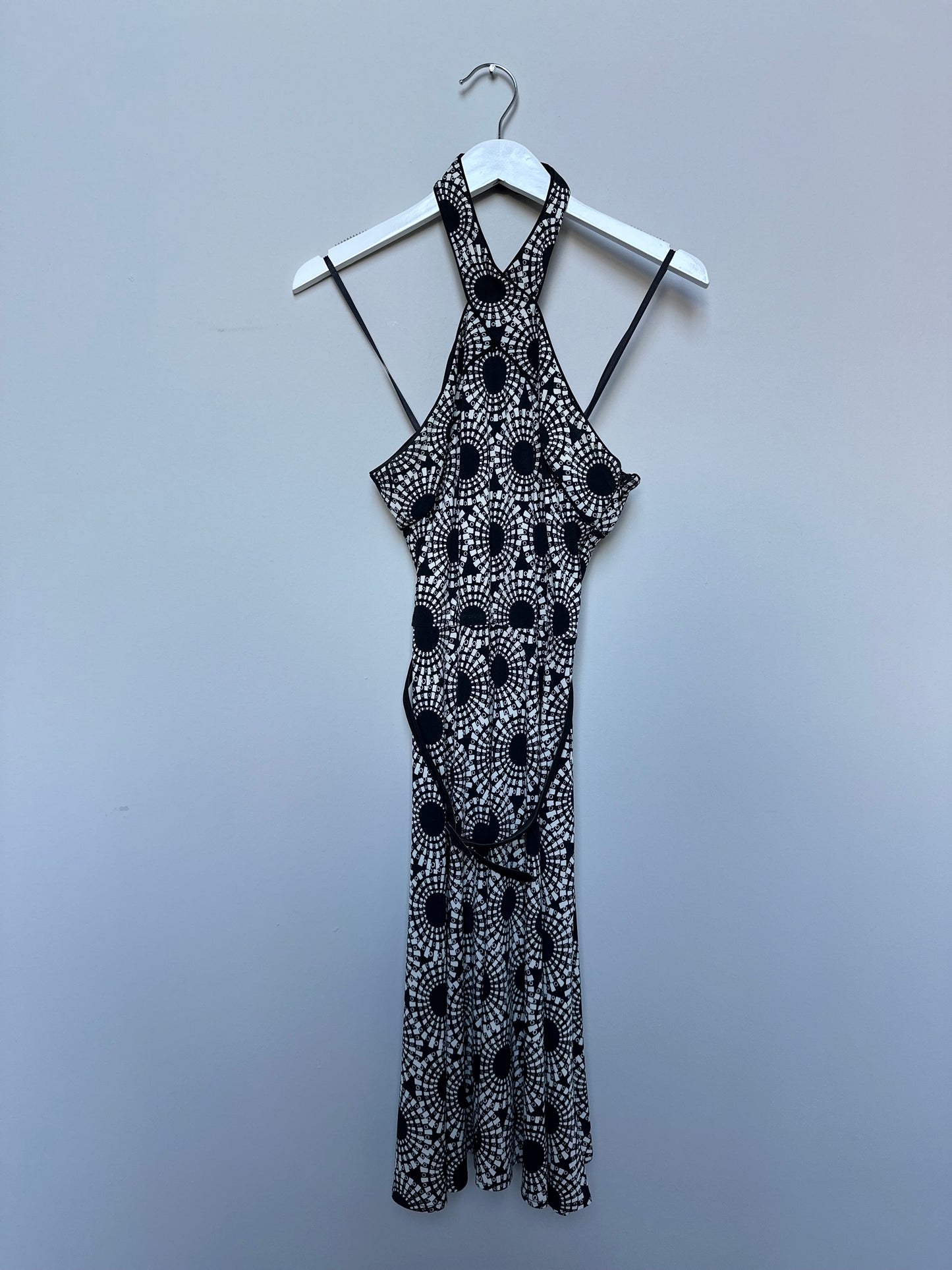 Vintage 90s black/white printed halter belted dress