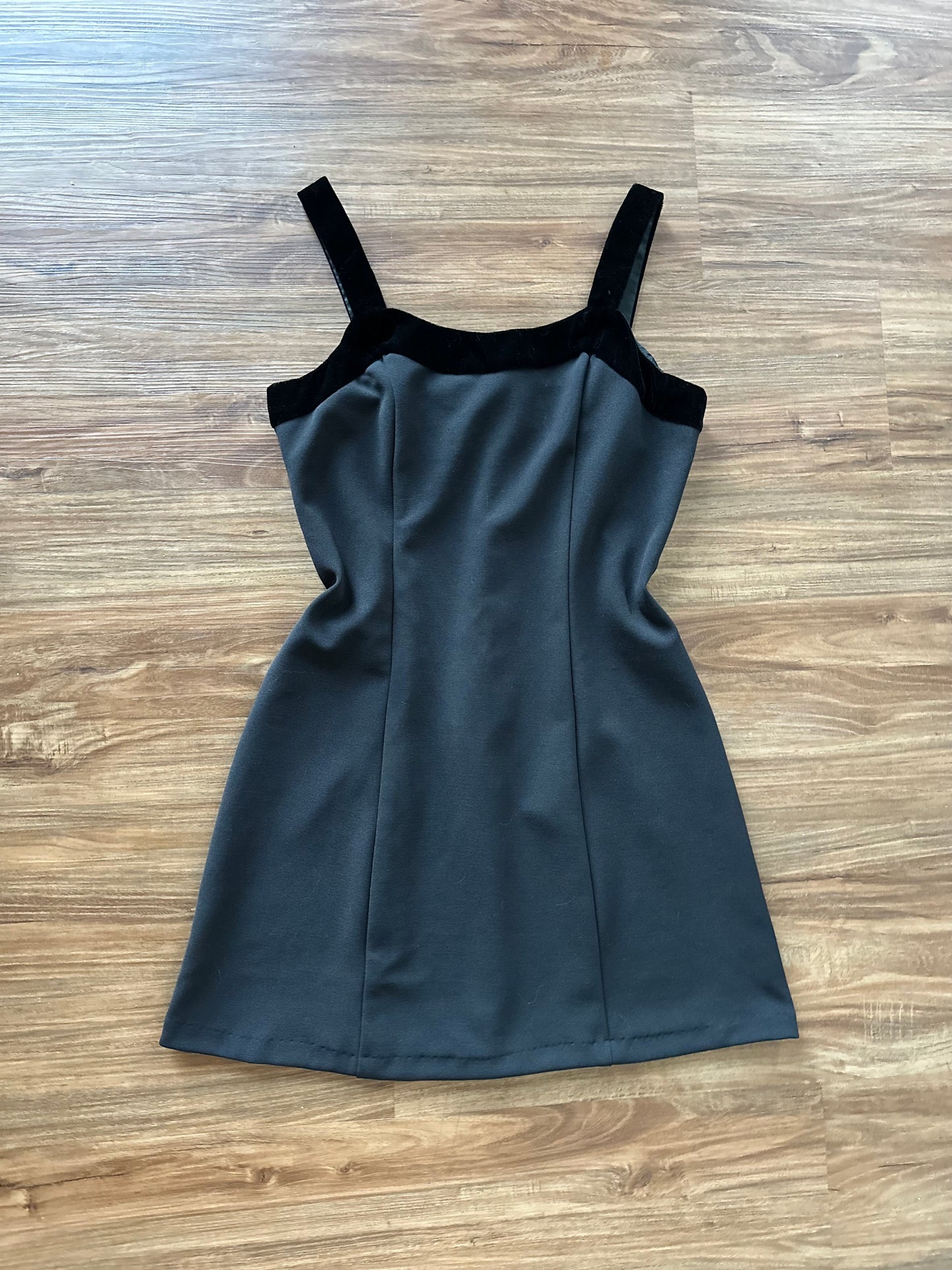 Vintage 90s square neck, mini dress