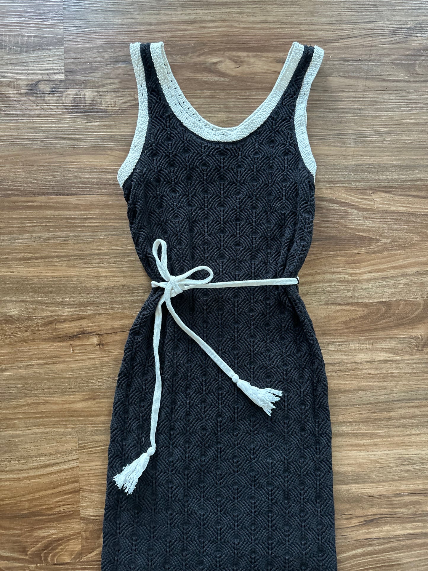 2000s maxi black/white yarn dress