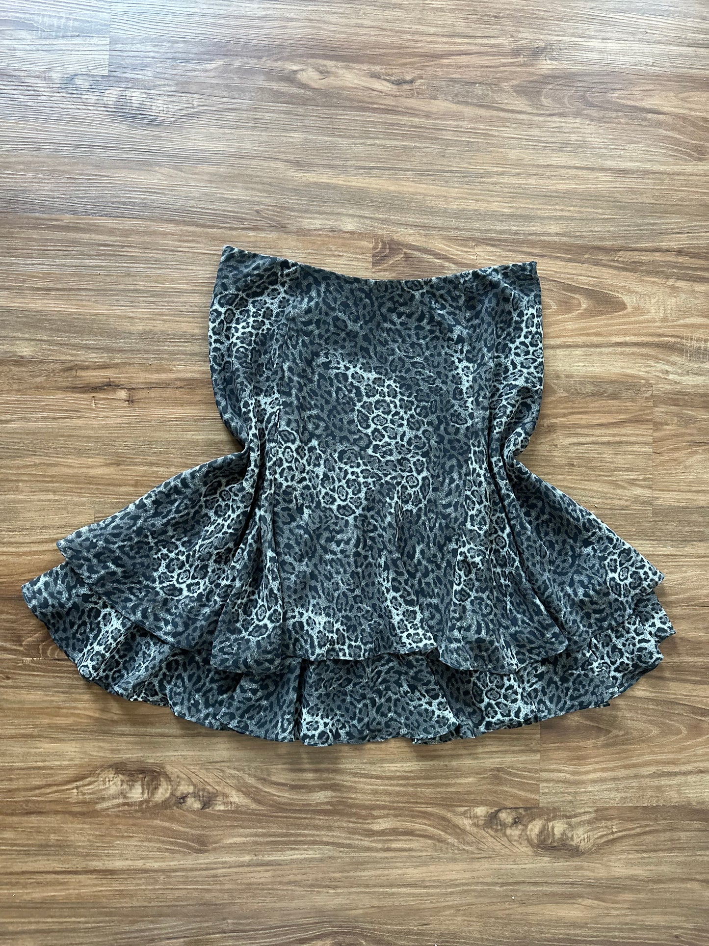 Vintage 2000s gray animal print skirt