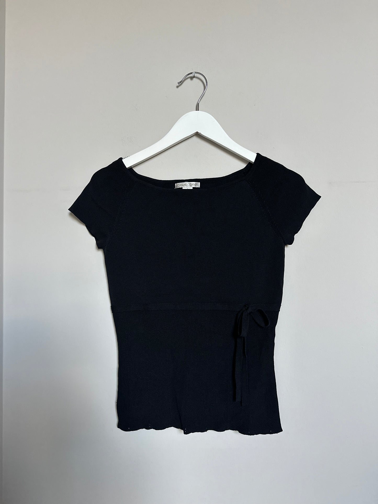 Vintage 90s black over shoulder bowed top