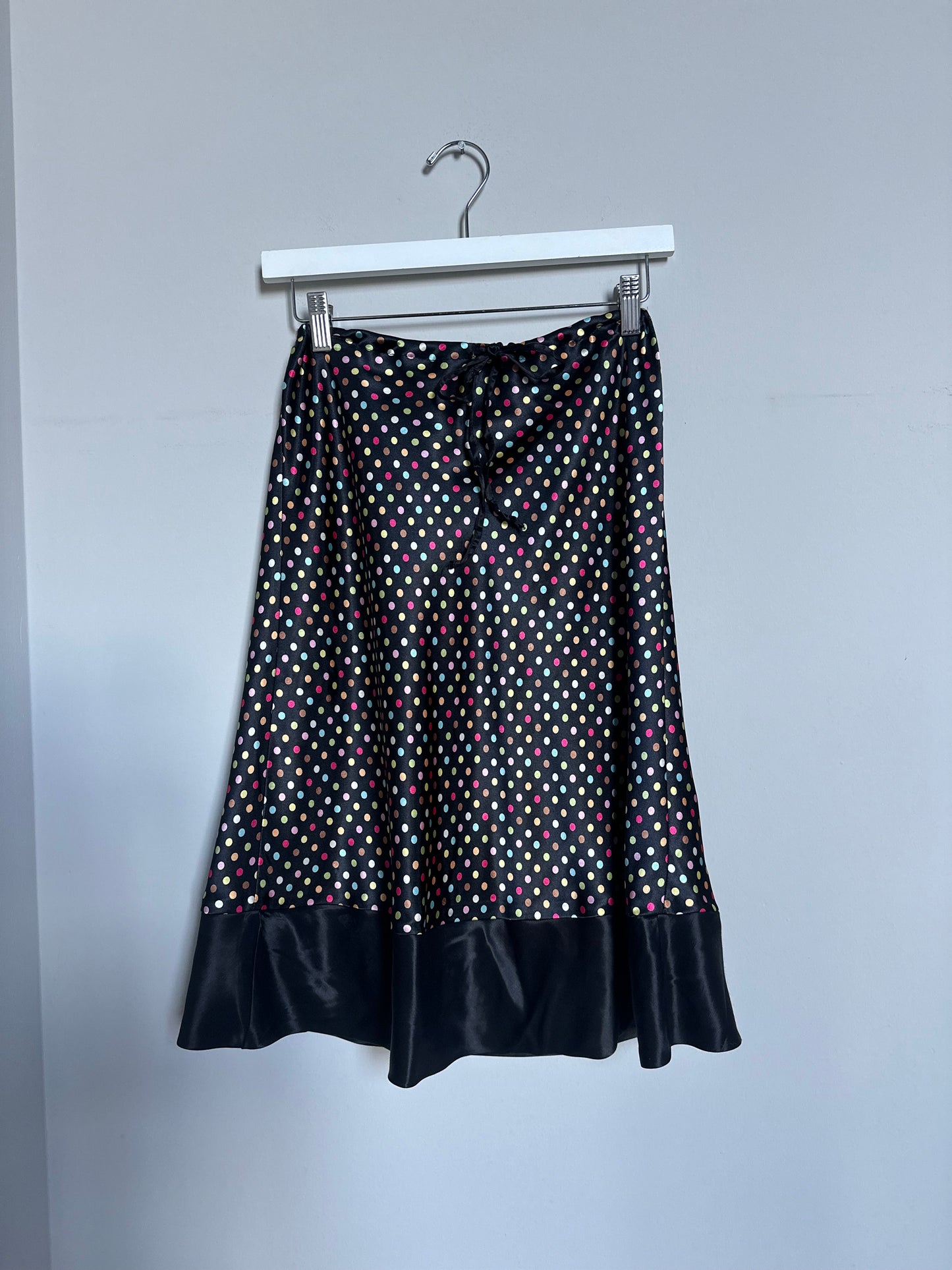 Vintage 2000s midi polka dotted skirt