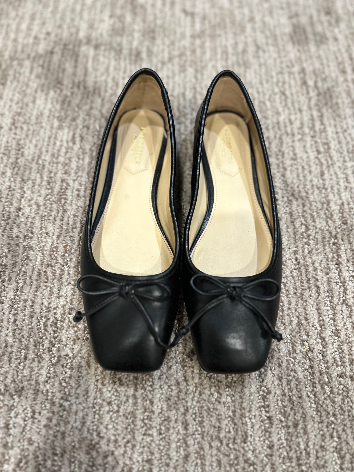 Vintage 2000s black ballet flats