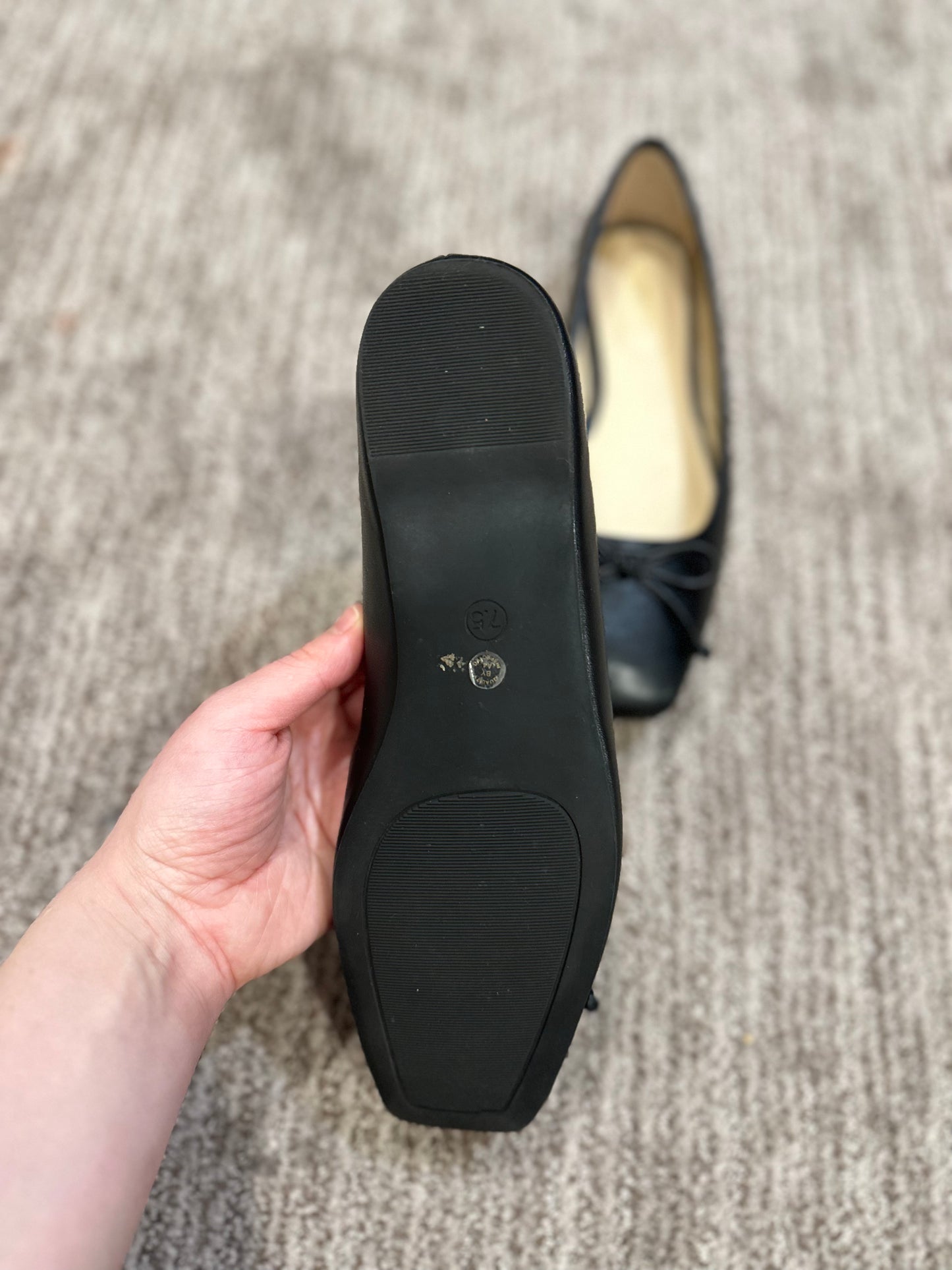 Vintage 2000s black ballet flats